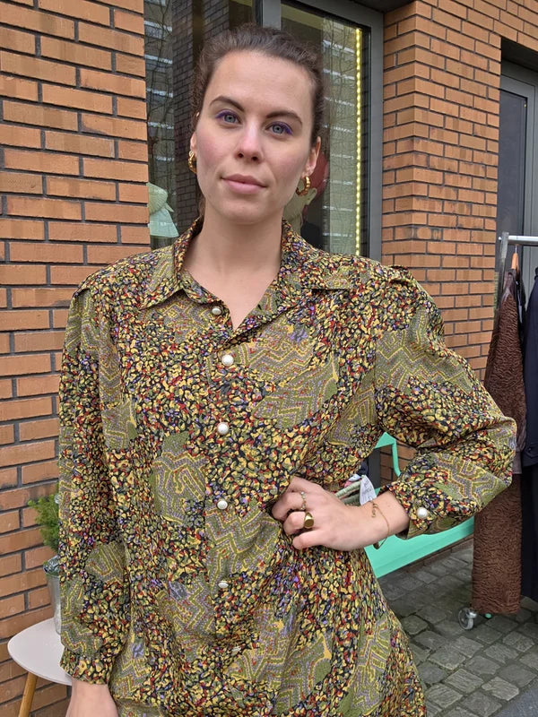 Jurk parelmoeren knopen