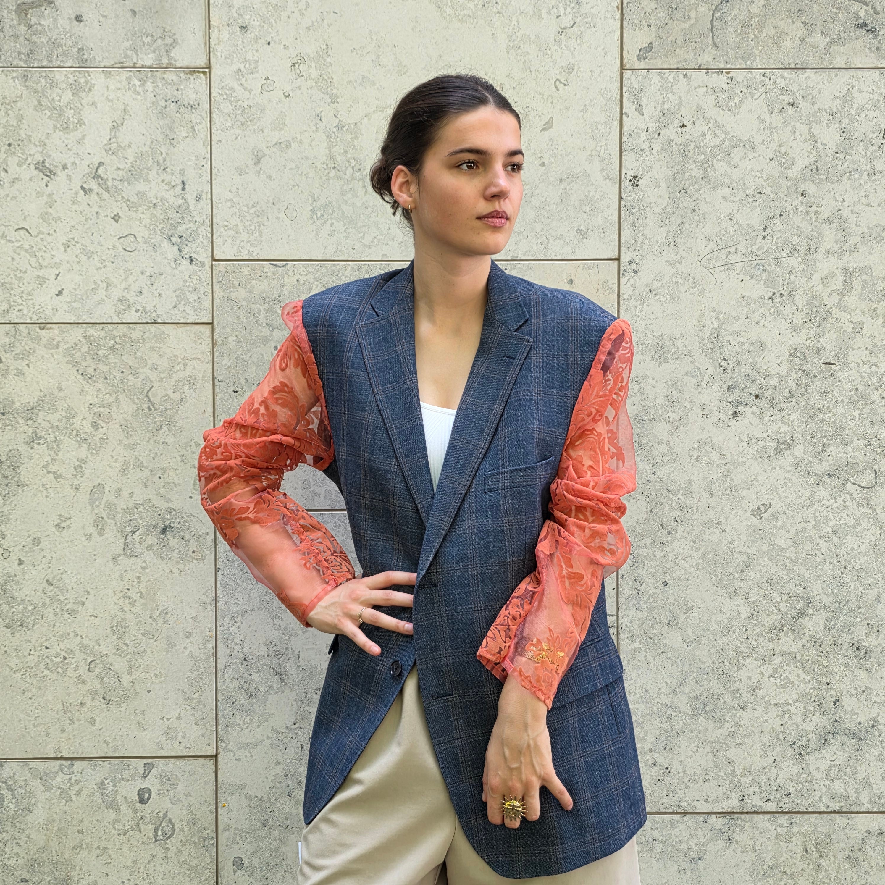 Blazer met transparante mouwen